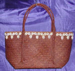 woman woven handbag by art export bali indonesia